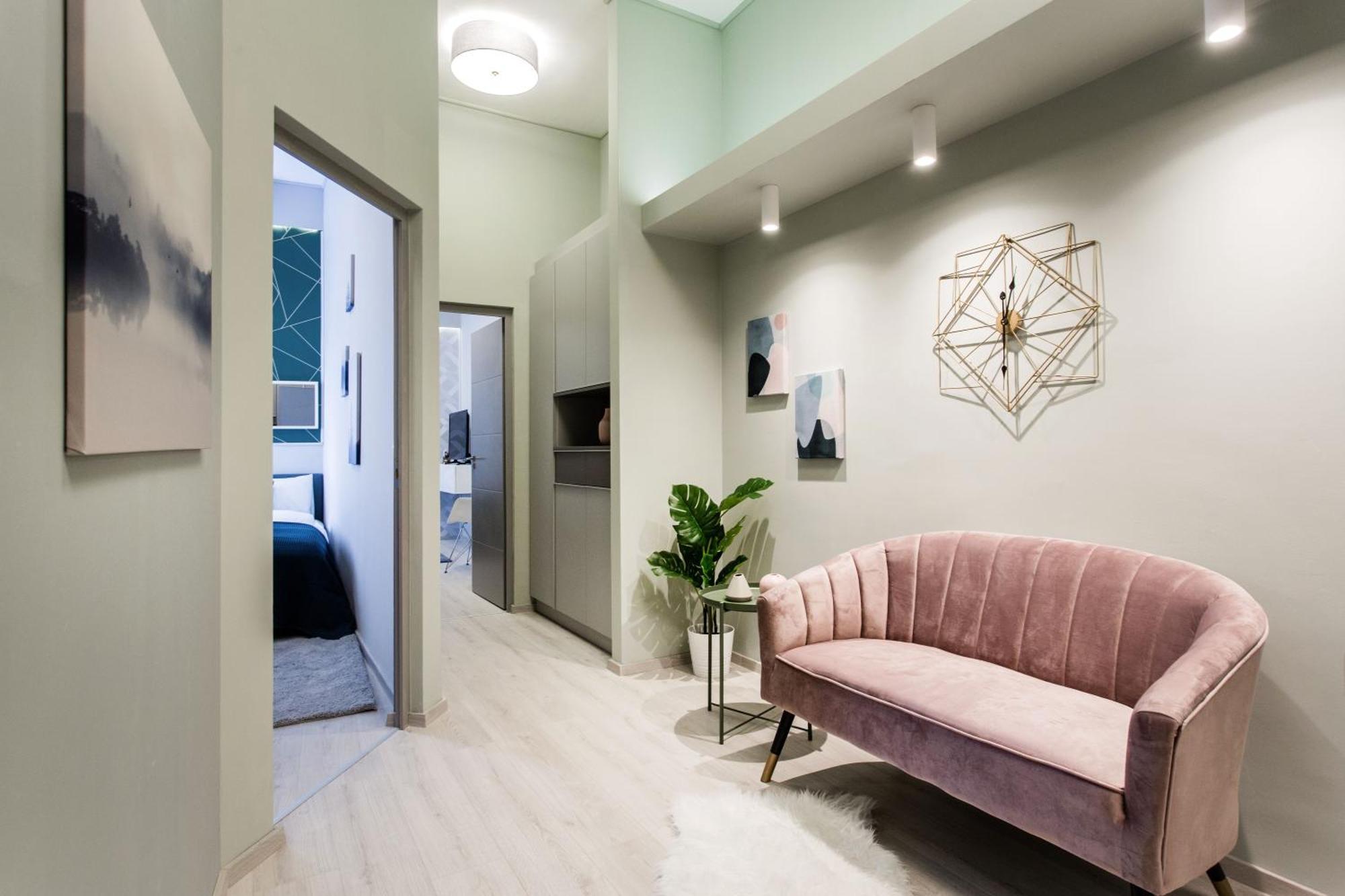 Elegant Duplex Near City Greenery, Budapest